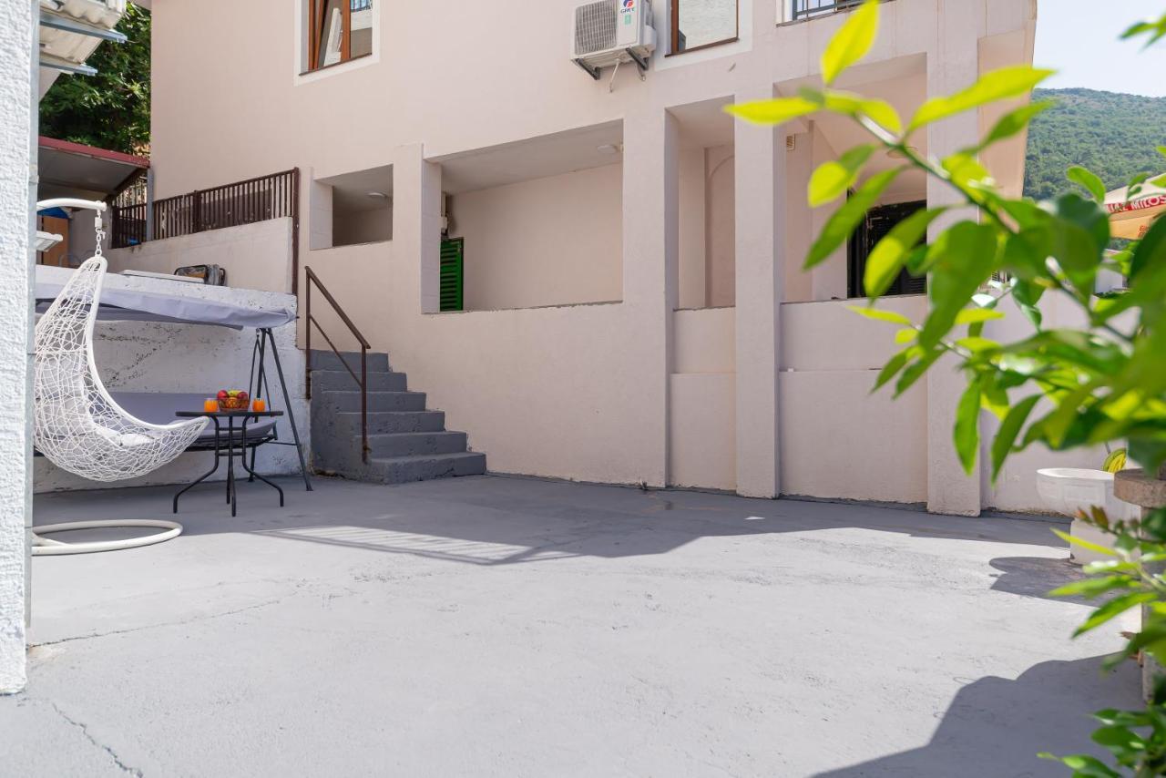 Apartments Vjera Petrovac Eksteriør bilde
