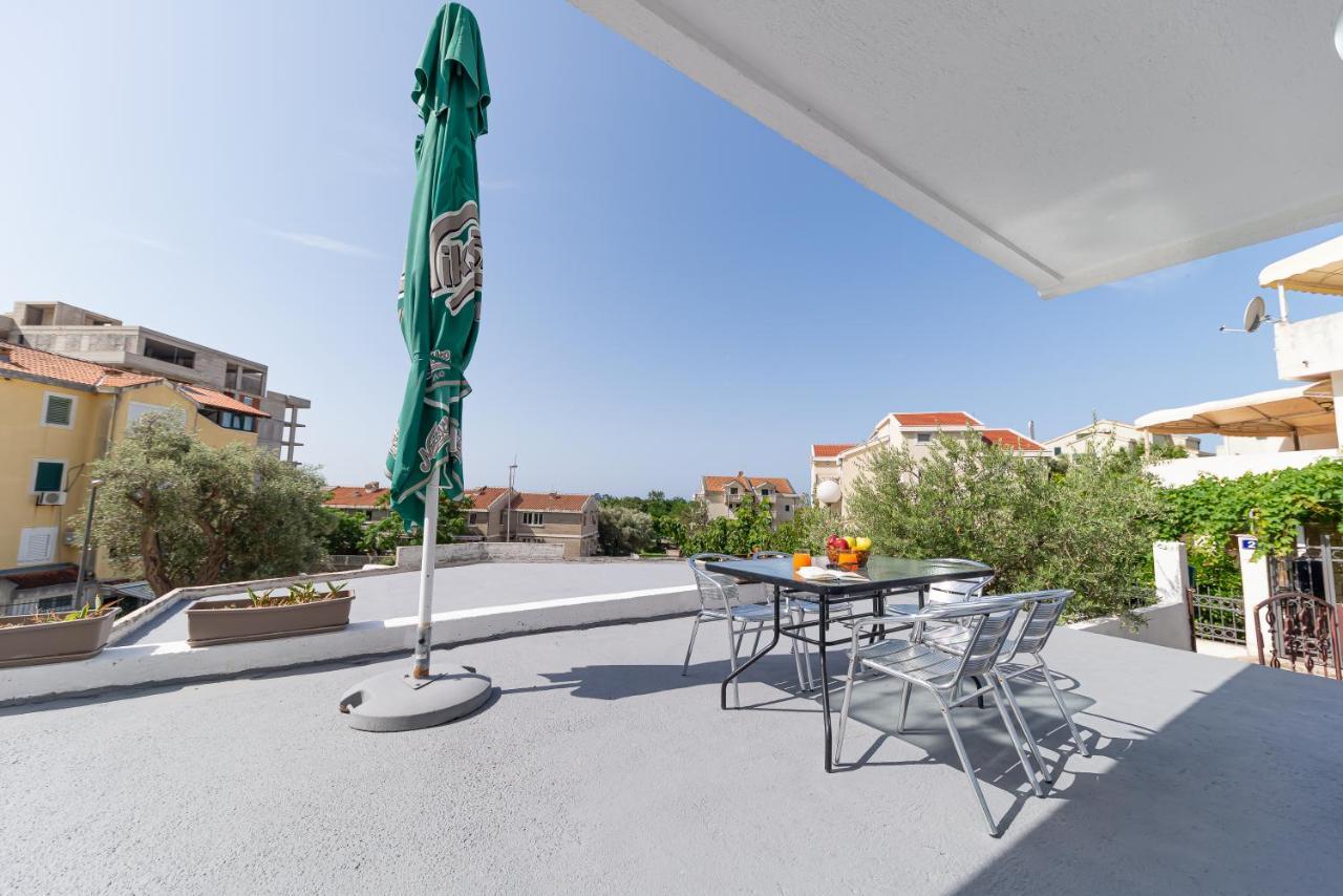 Apartments Vjera Petrovac Eksteriør bilde