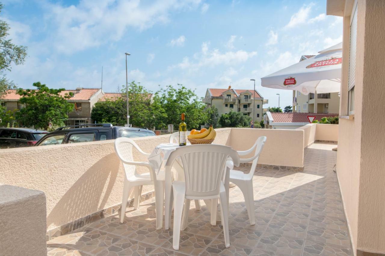 Apartments Vjera Petrovac Eksteriør bilde